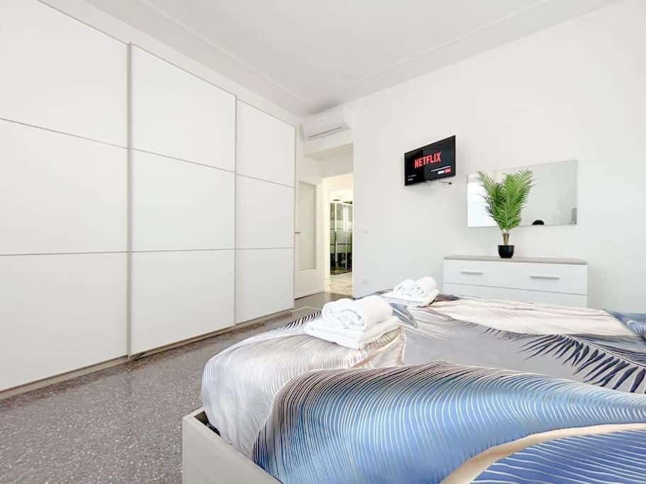 Elegant Apartment - Wifi - Smart Tv - Netflix Genova Eksteriør billede